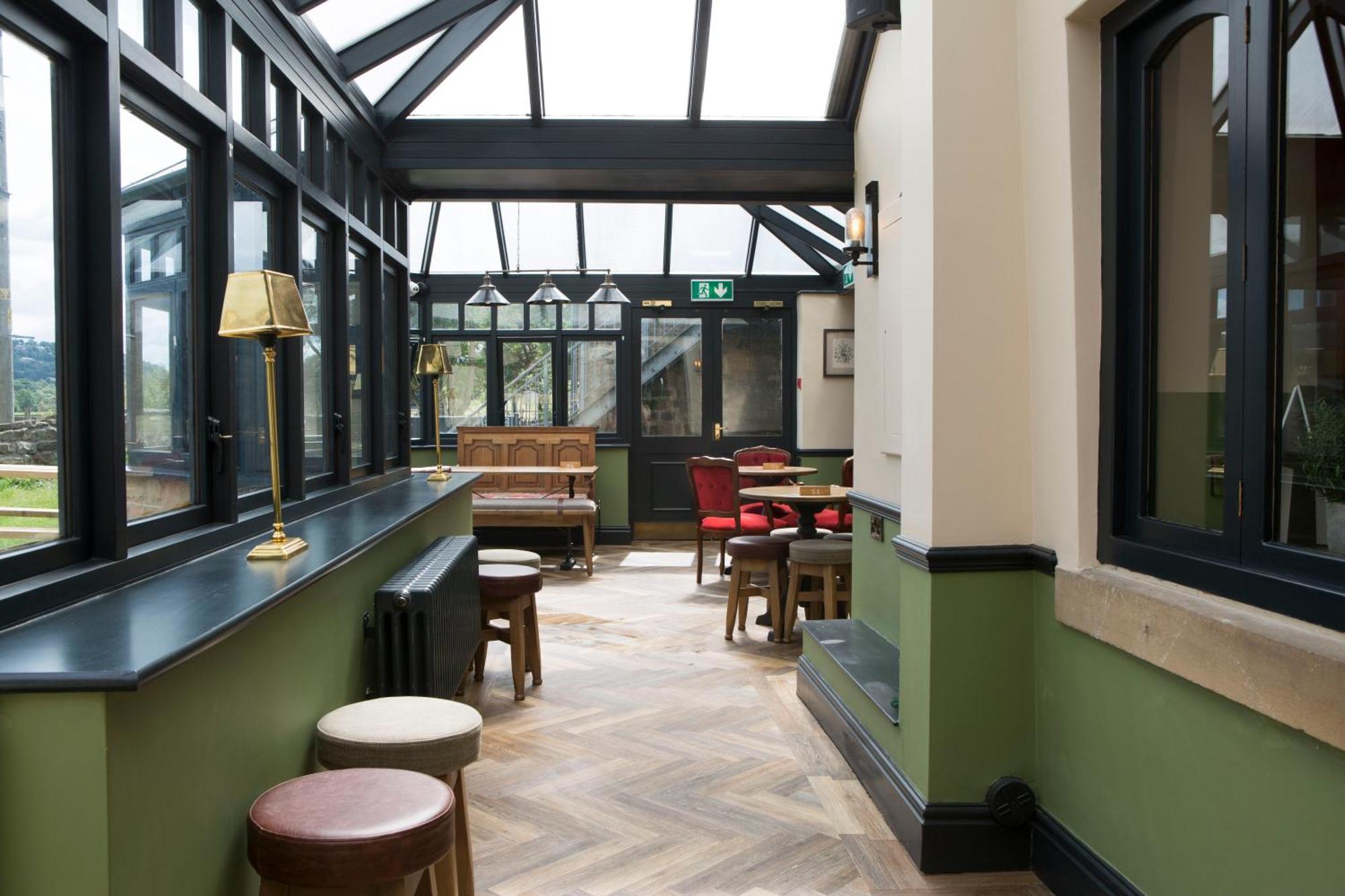 Отель Square & Compass Two Dales Экстерьер фото